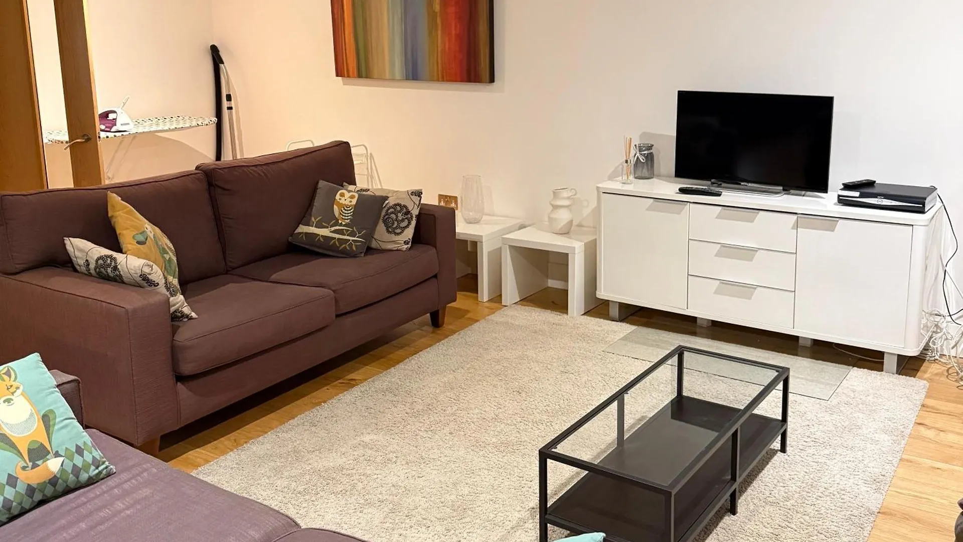 Stylish & Central 2 Beds Apartment In אדינבורו