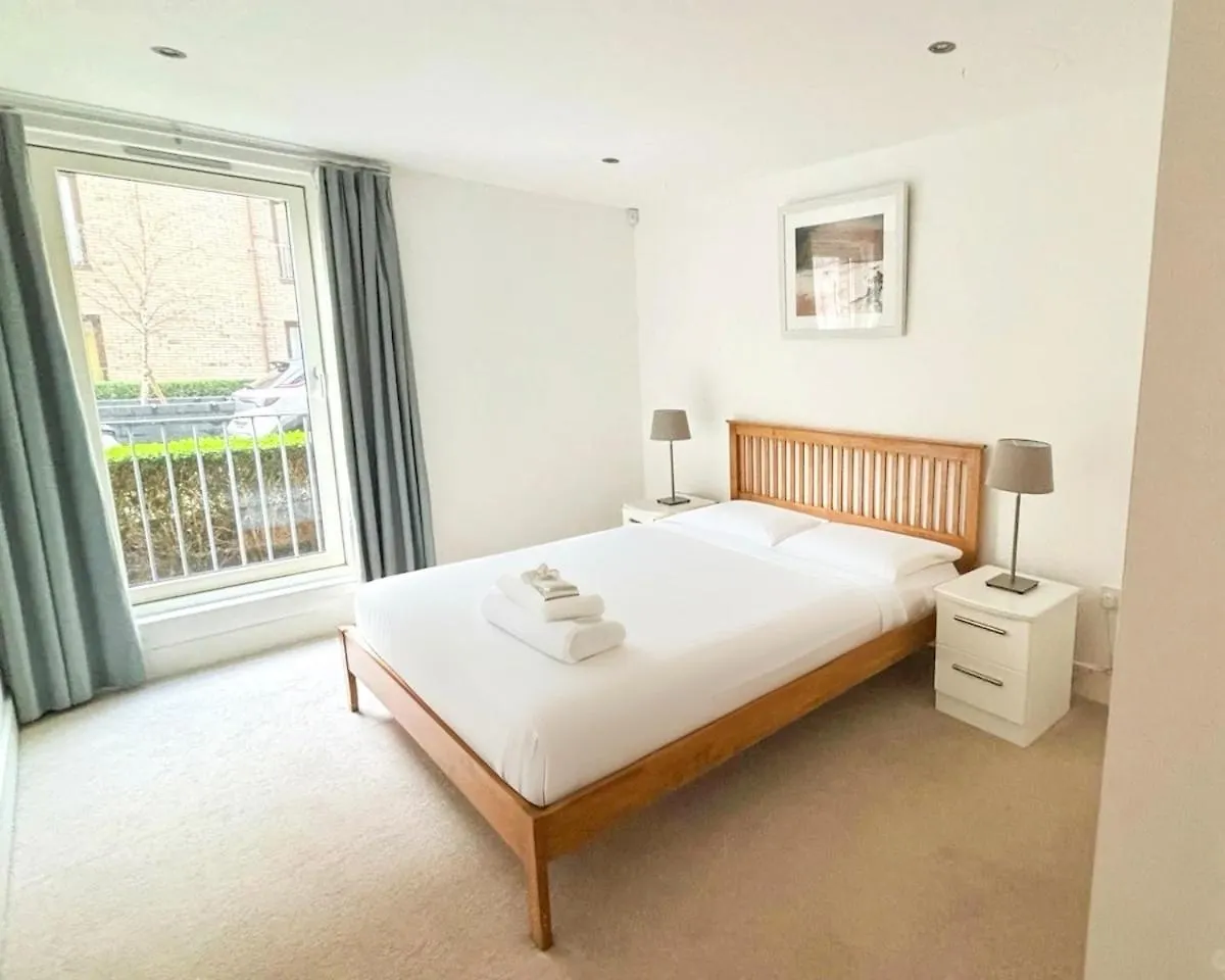 Stylish & Central 2 Beds Apartment In Edinburgh